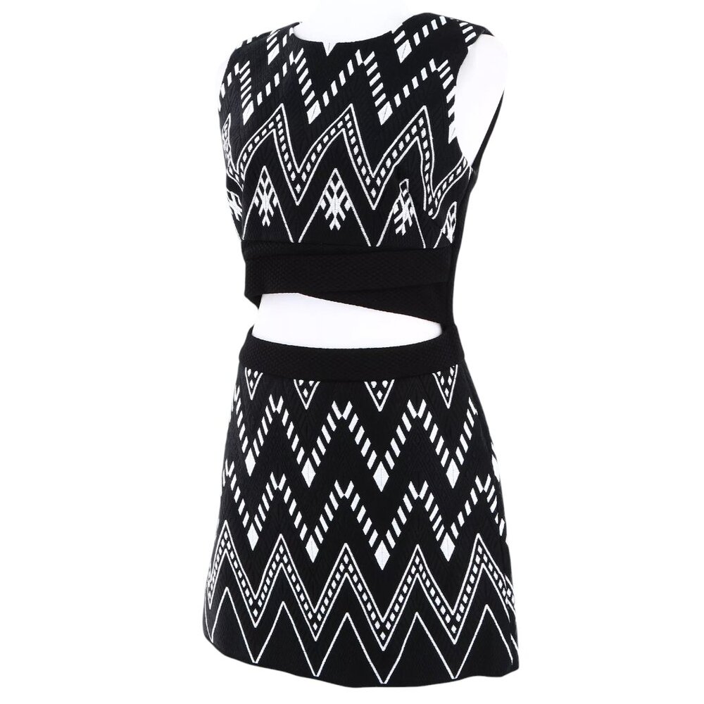 DKNY Monochrome Cut-Out Embroidered Women's Sheath Mini Dres - Retail $480 - NWT